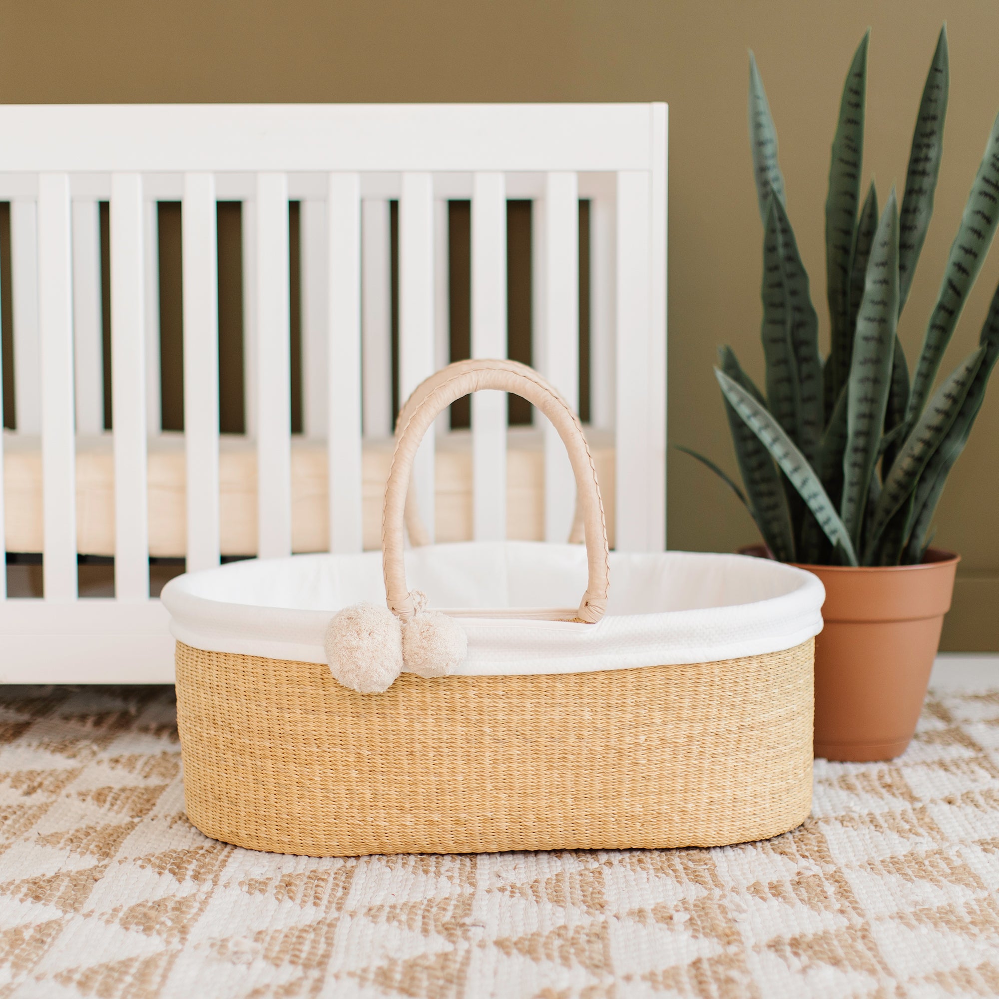 Cream Handle No Hood Moses Basket