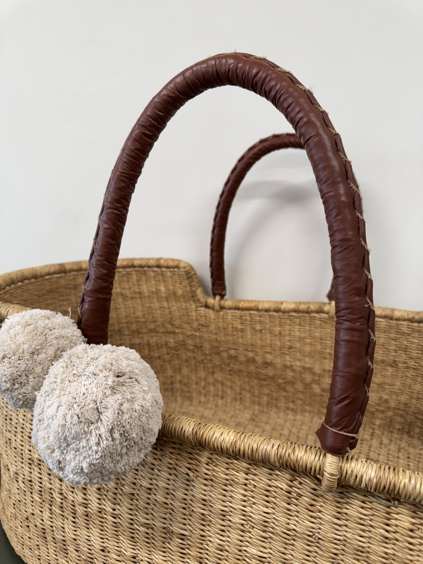 Brown Vegan Leather Handle No Hood Moses Basket