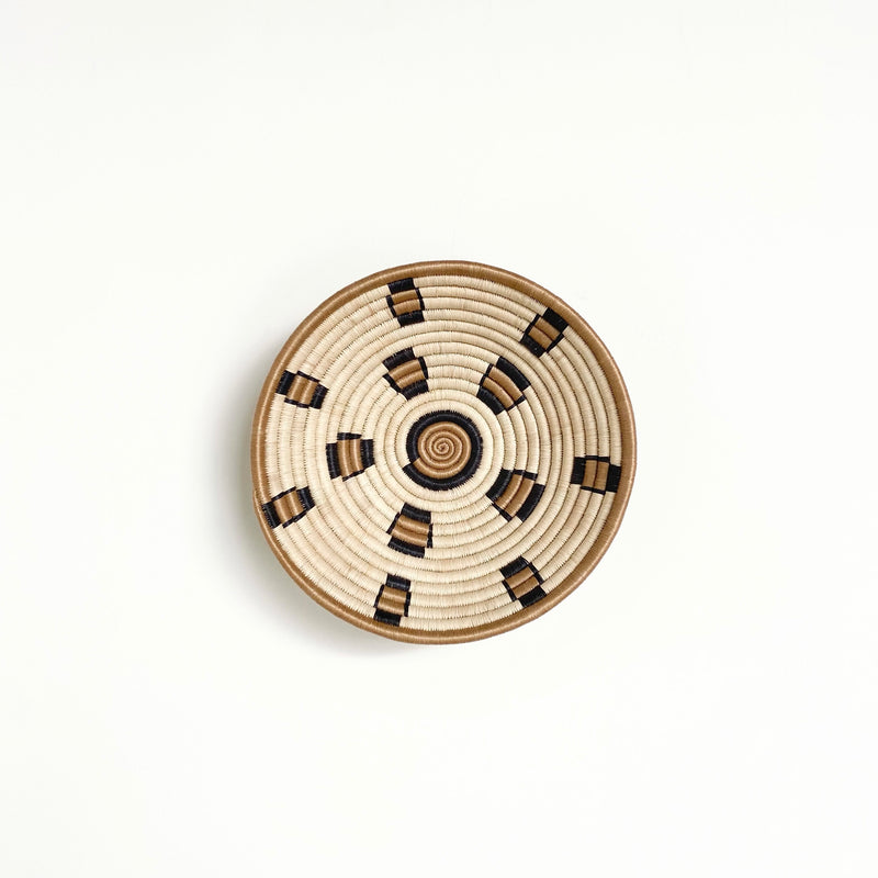 Leopard Wall Plate<br>Medium